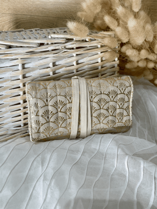 La Pochette à Bijoux doré