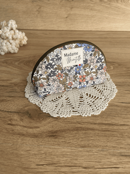 La Pochette Berlinguette fleurie